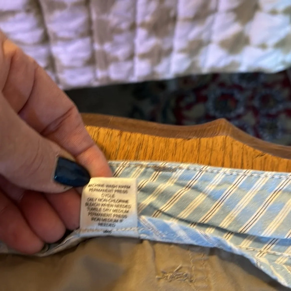 👍🏼 VanHeusen kaki Shorts 👍🏼 - Picture 8 of 8